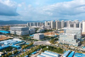 “追梦中华·聚焦自贸港”2023海外华文媒体海南采访行走进三亚
