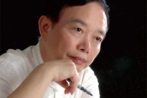 抱拳行礼 拱手抗疫